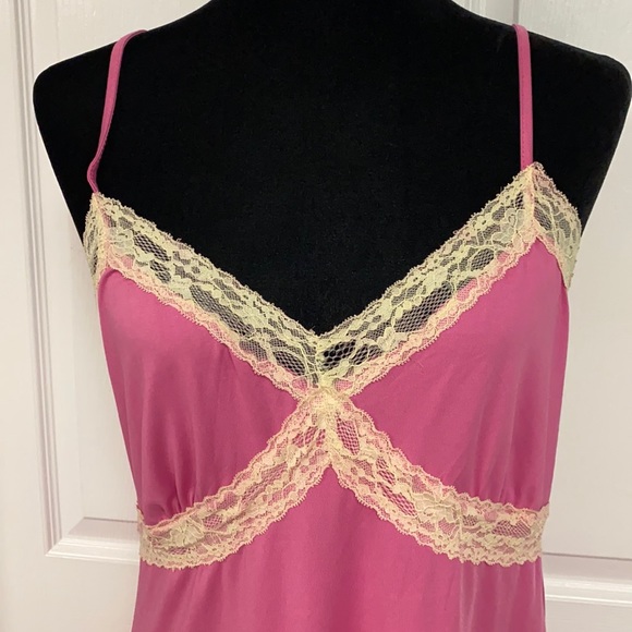 Kathryn pink lace Chemise- size medium - Picture 4 of 9